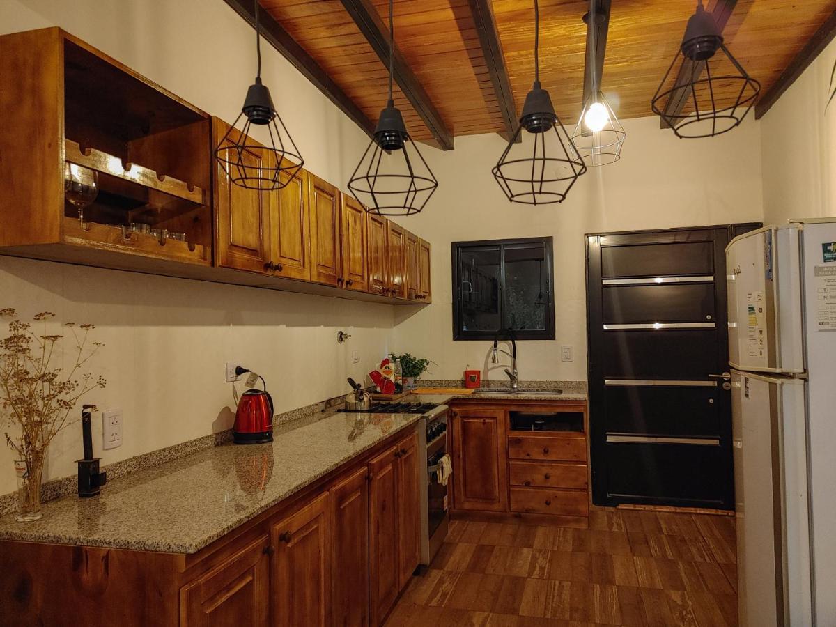 Casa De Toto 3 Habitaciones Puerto Iguazú Eksteriør bilde